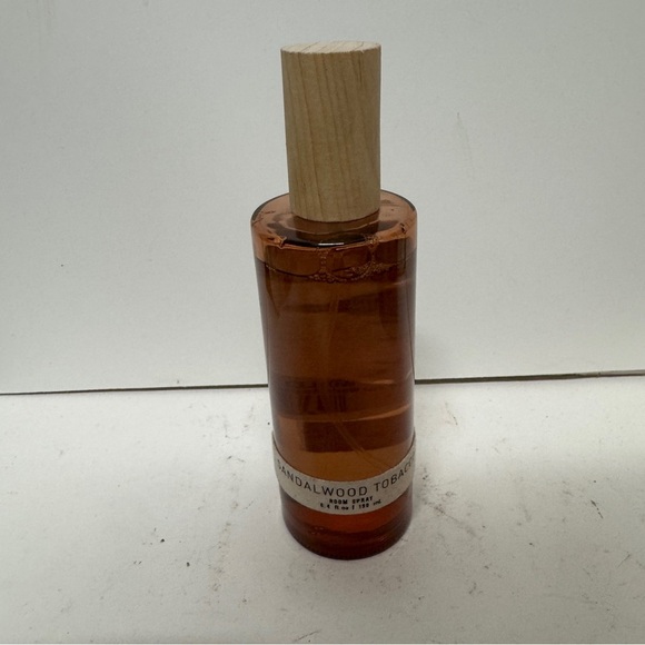 World Market Sandalwood Tabacco Room Spray 6.4 OZ